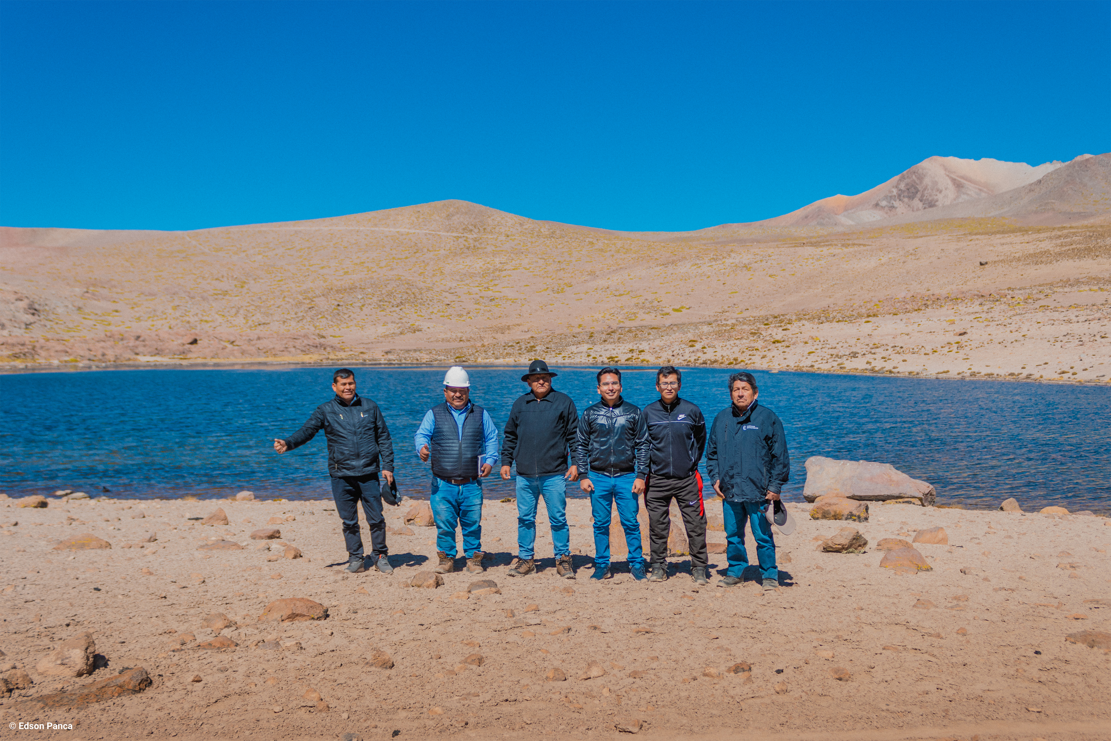 Regidores de la comuna provincial visitan la siembra y cosecha del agua que implementa la EPS Moquegua en la comunidad de Asana